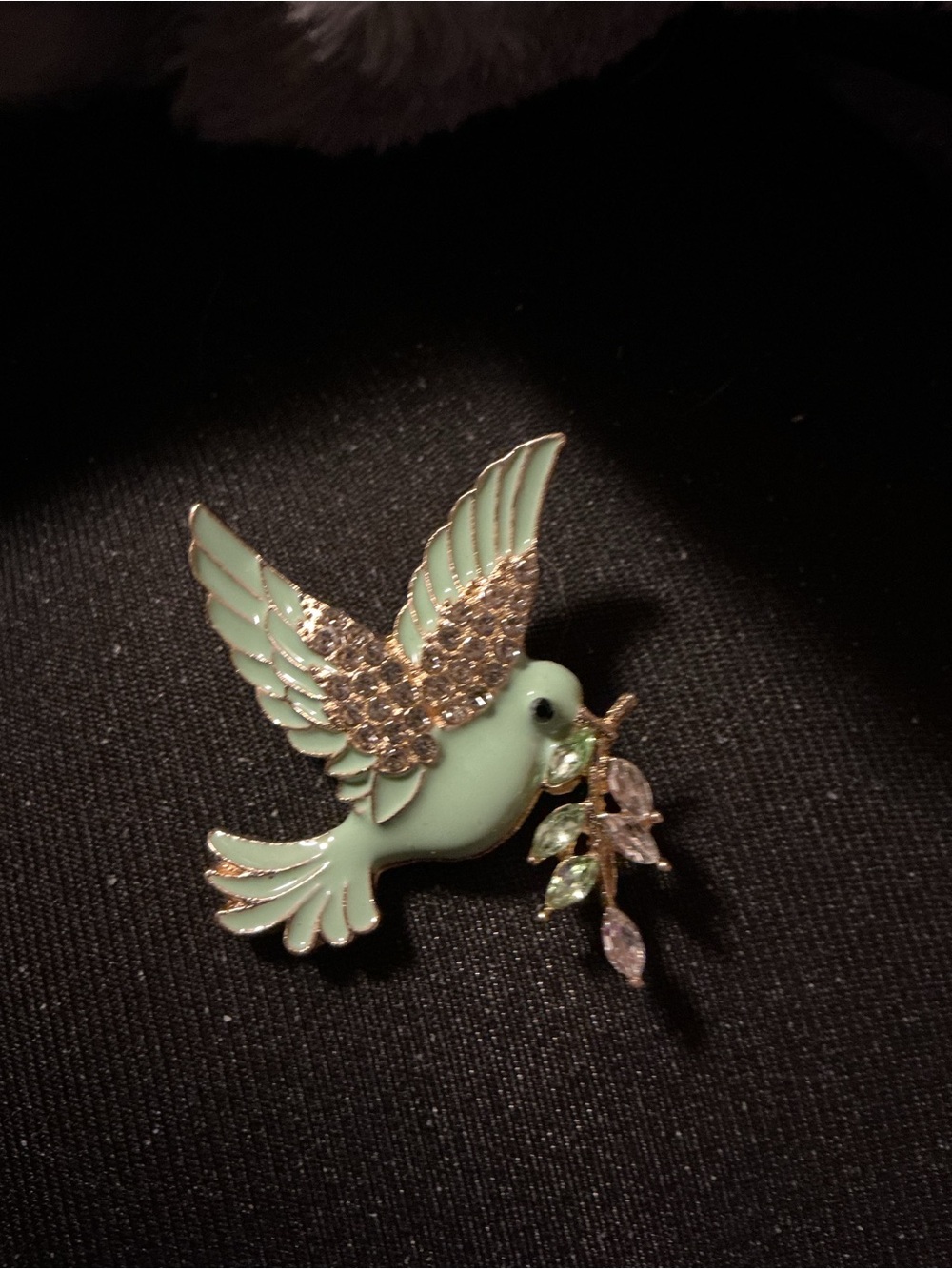 ⭐ Mint Green Bird Brooch Rhinestone Dove Pin Nature Glam